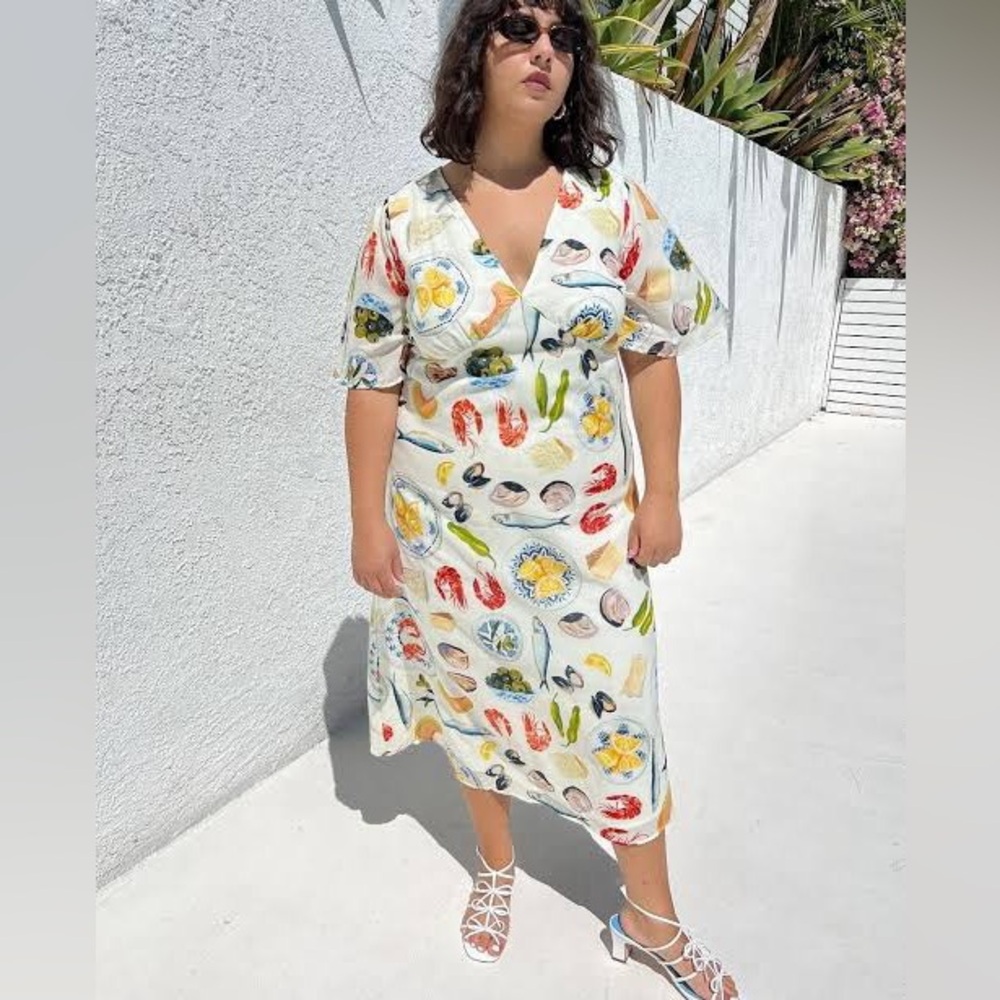 Lisa Says Gah Grace Dress in Ivory Tapas